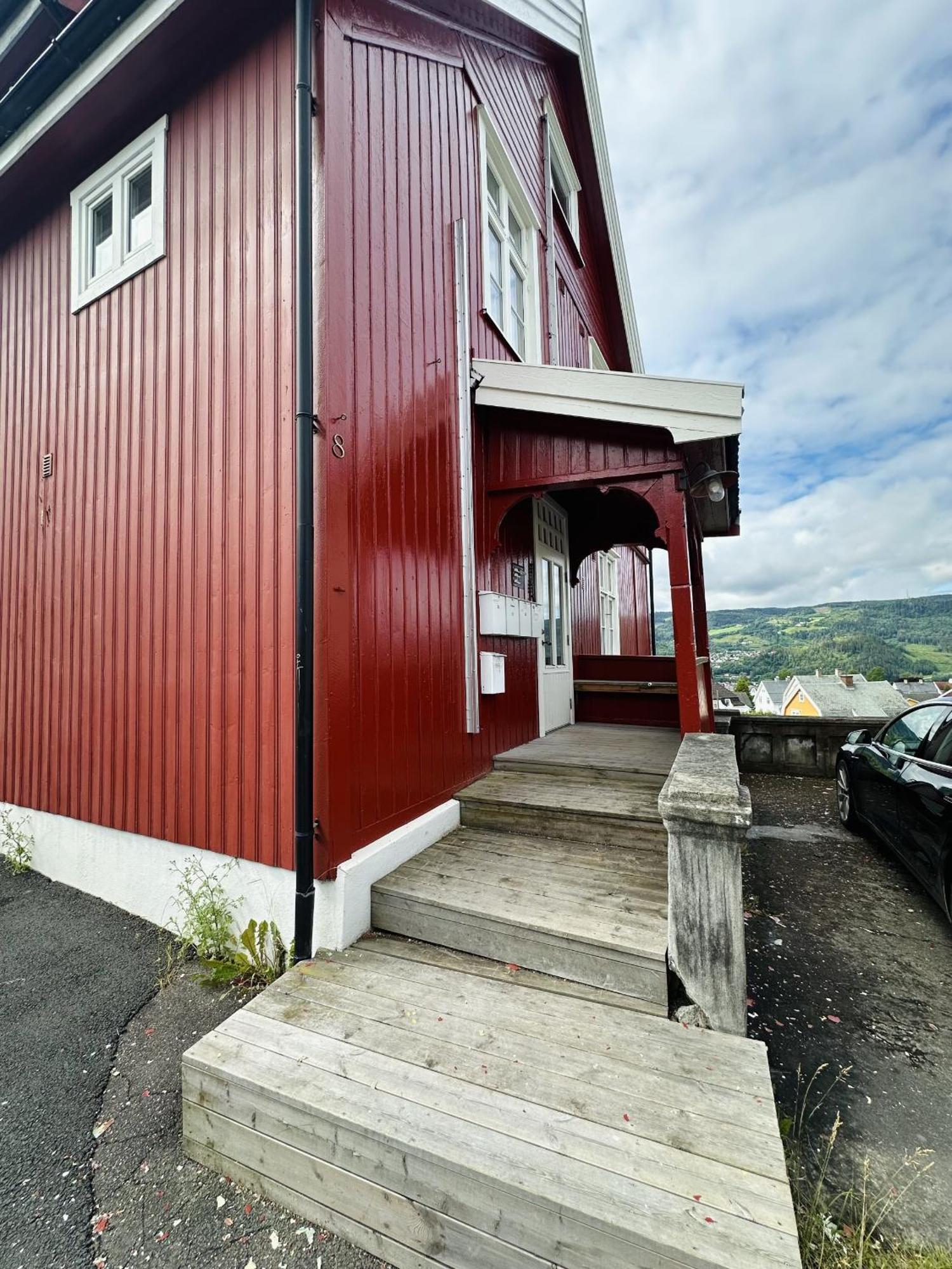 Toppleilighet I Sentrum Av Lillehammer Eksteriør billede
